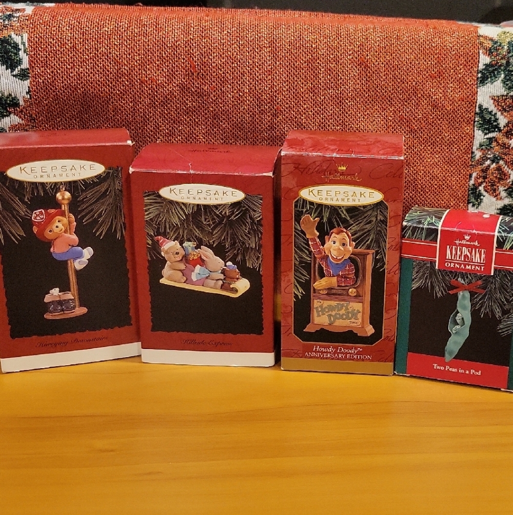 Hallmark Keepsake Ornament Collection - Red and Green